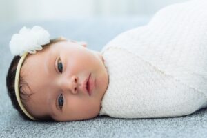 In Home Newborn Lifestyle and Family Portraits