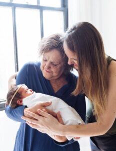 In Home Newborn Lifestyle and Family Portraits