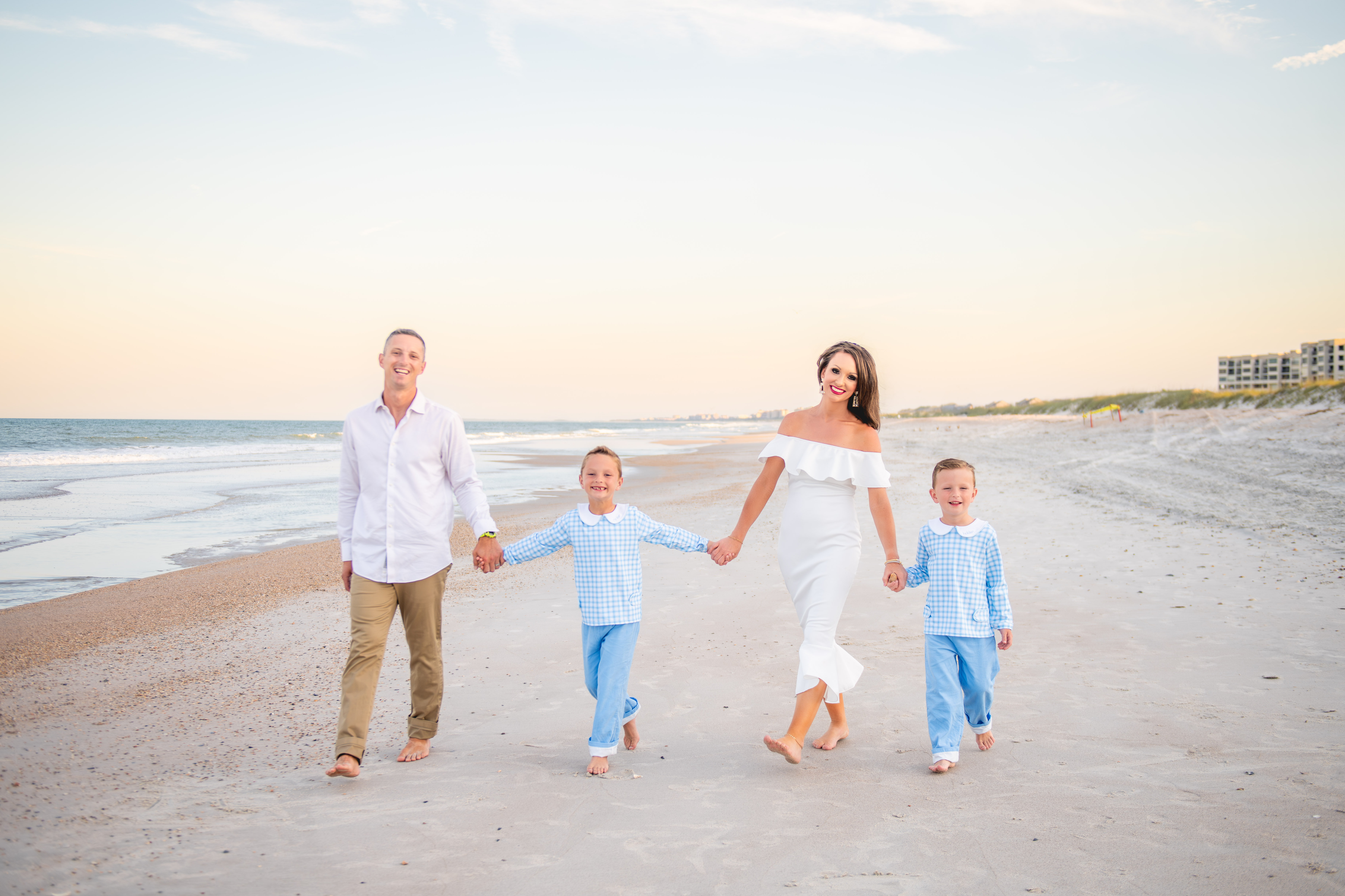 Outdoors Family Photo Session – Miami Beach Photographer