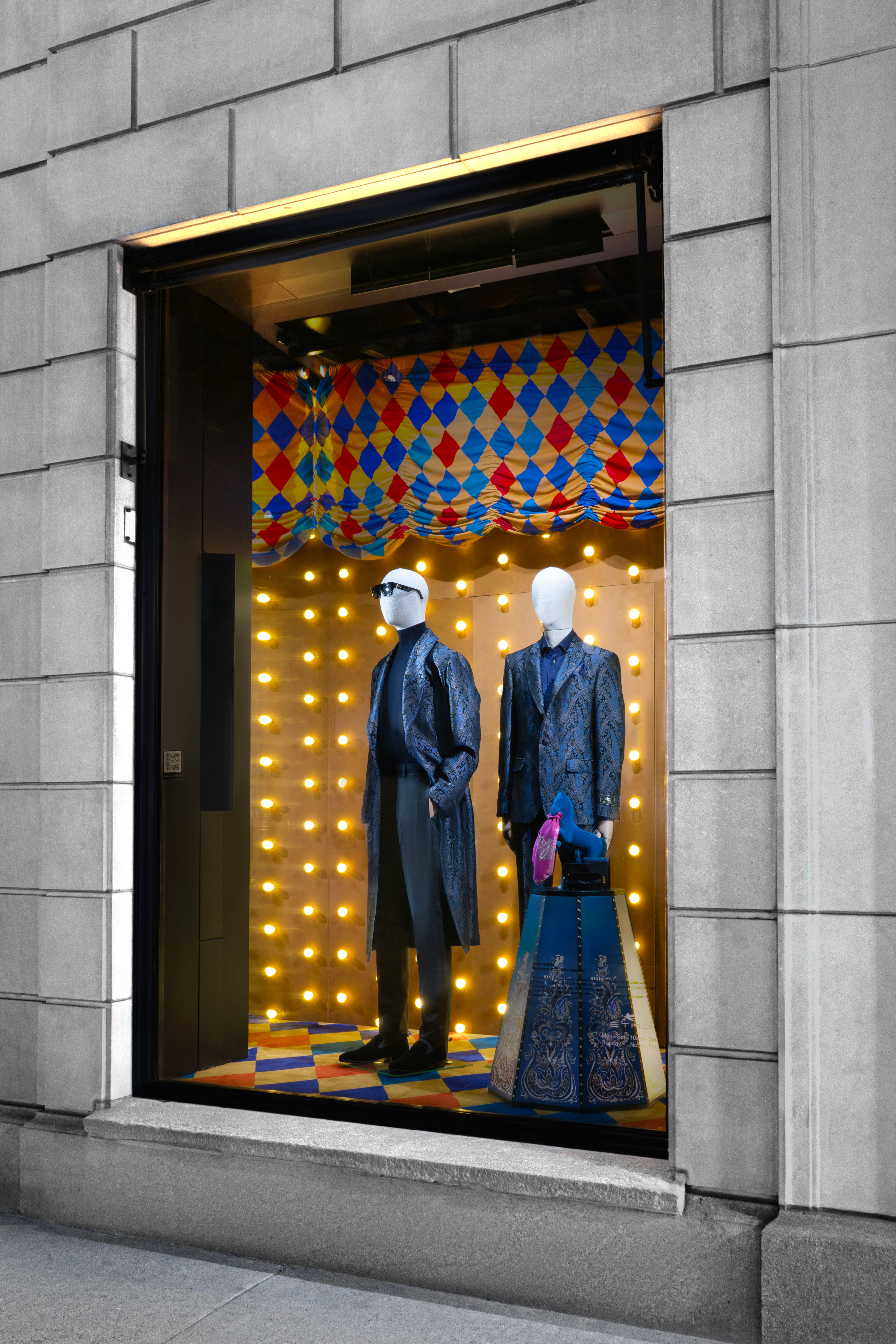 Commercial Photographer NYC | Storefront, Retail & Visual Merchandising Photography