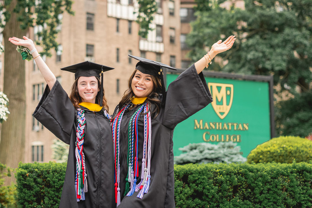 Graduation and Senior Photo Sessions in New York City Photography